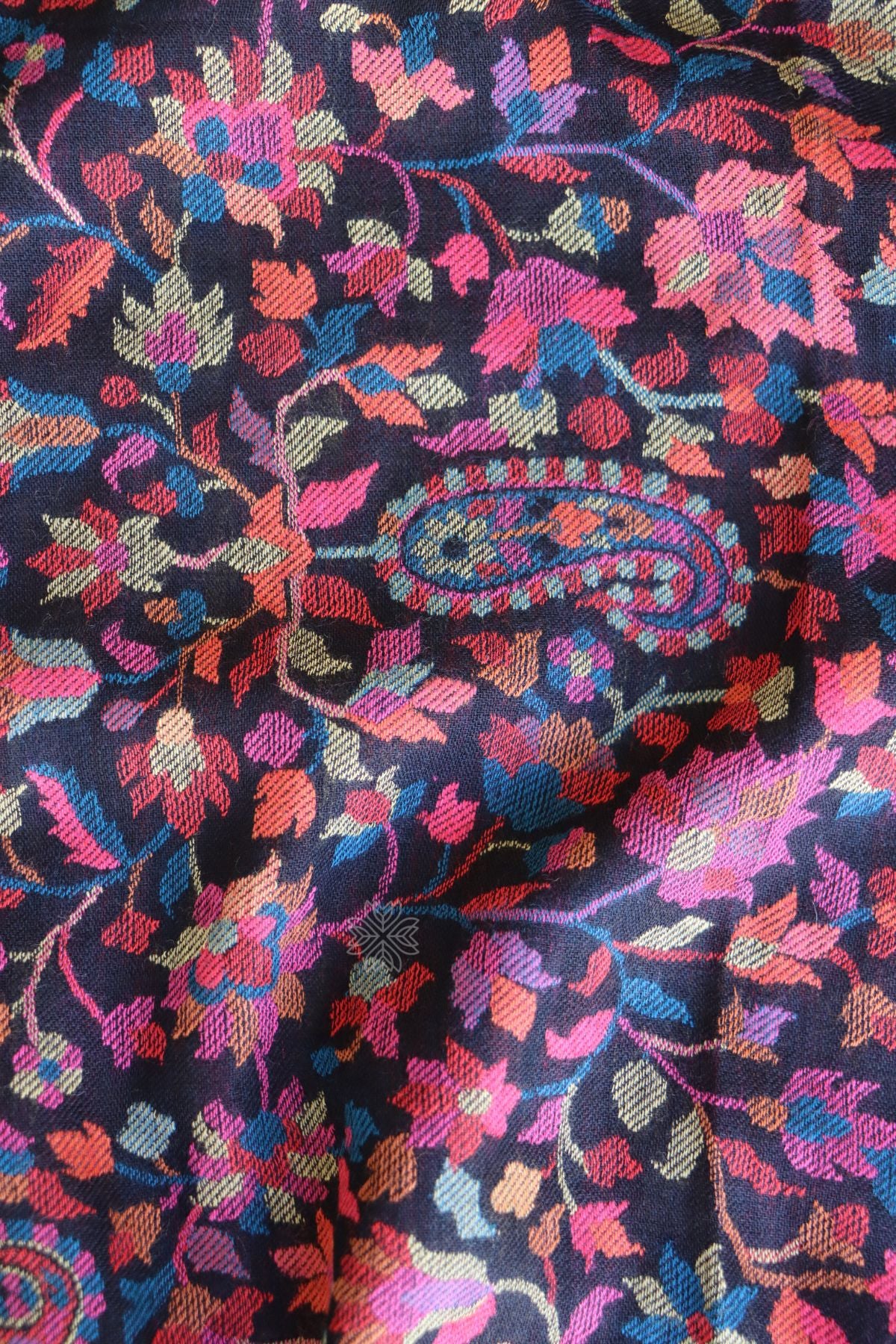 Black Kani Men Fine Wool Shawl