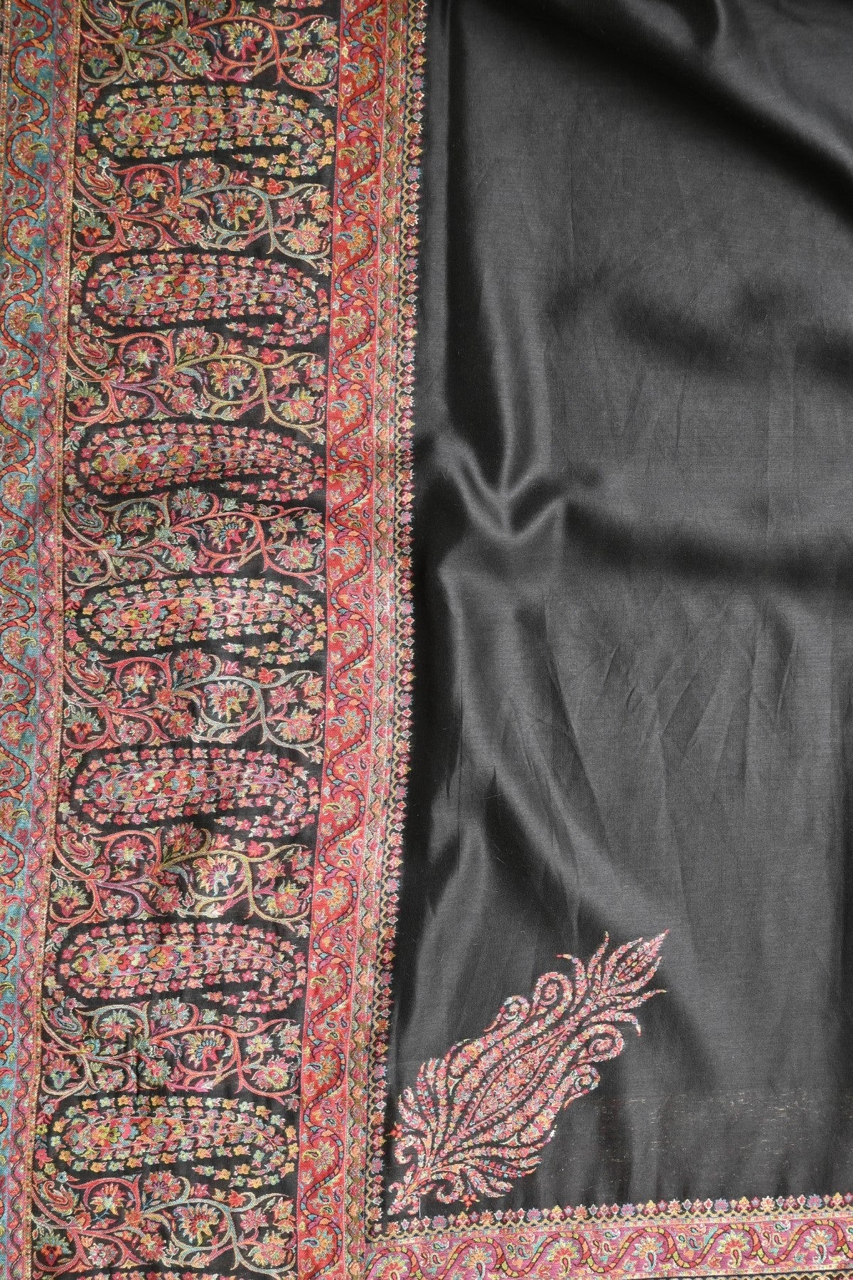 Black Kani Jamawar Pallu Silk Saree