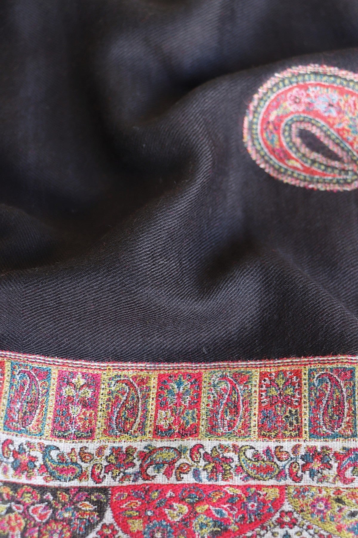 Black Men Fine Wool Jamawar Border Shawl