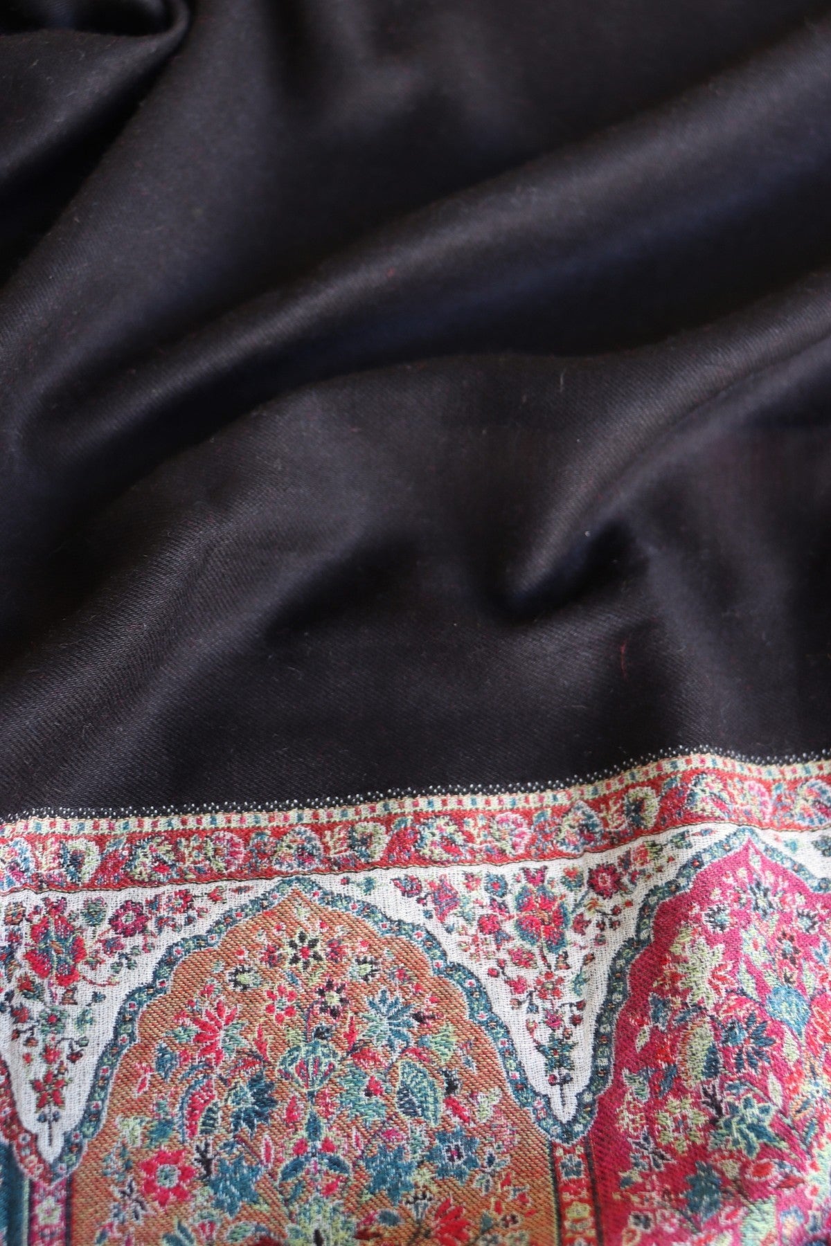 Black Men Fine Wool Jamawar Border Shawl