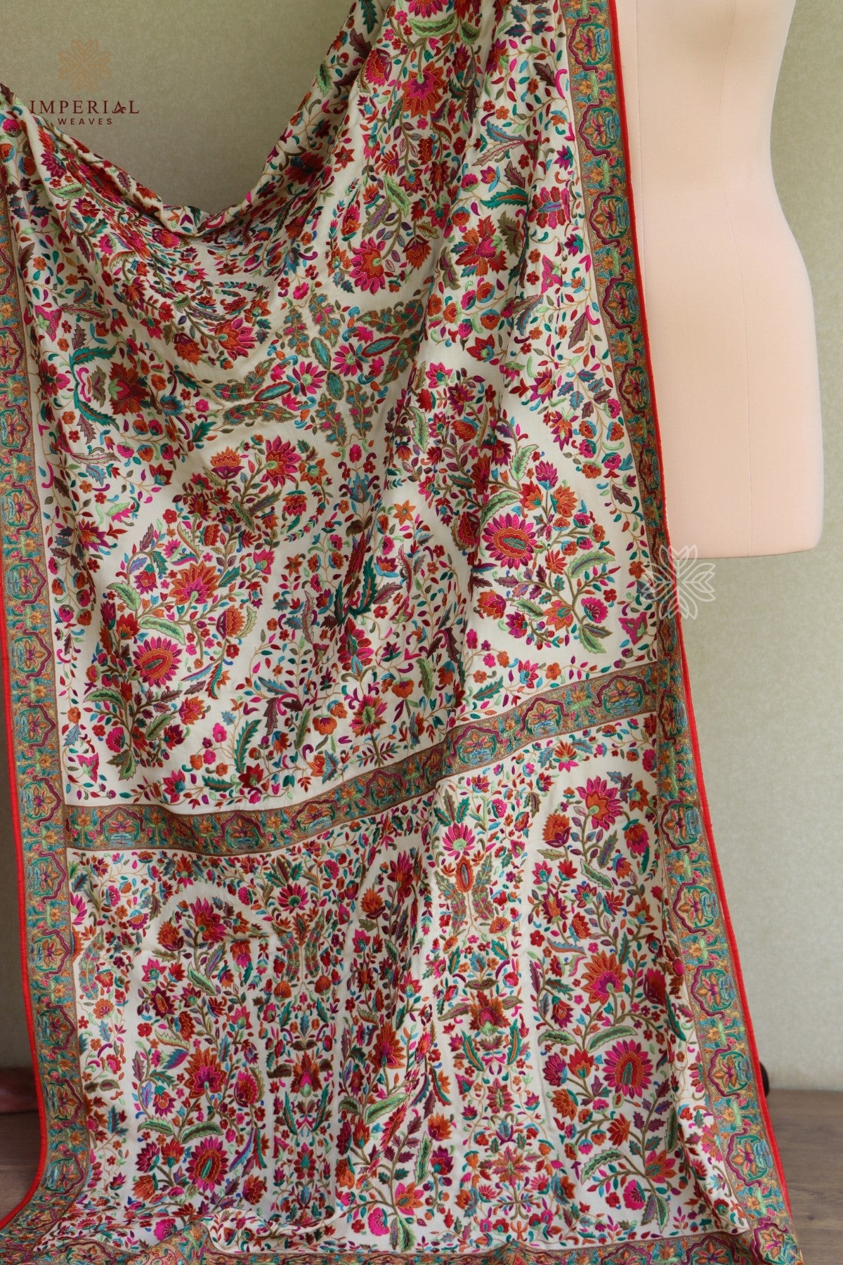 Beige Kashidakari Odhni