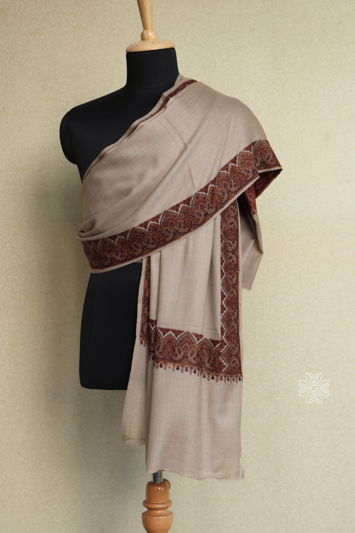 Beige Kashmiri Sozni Mens Shawl