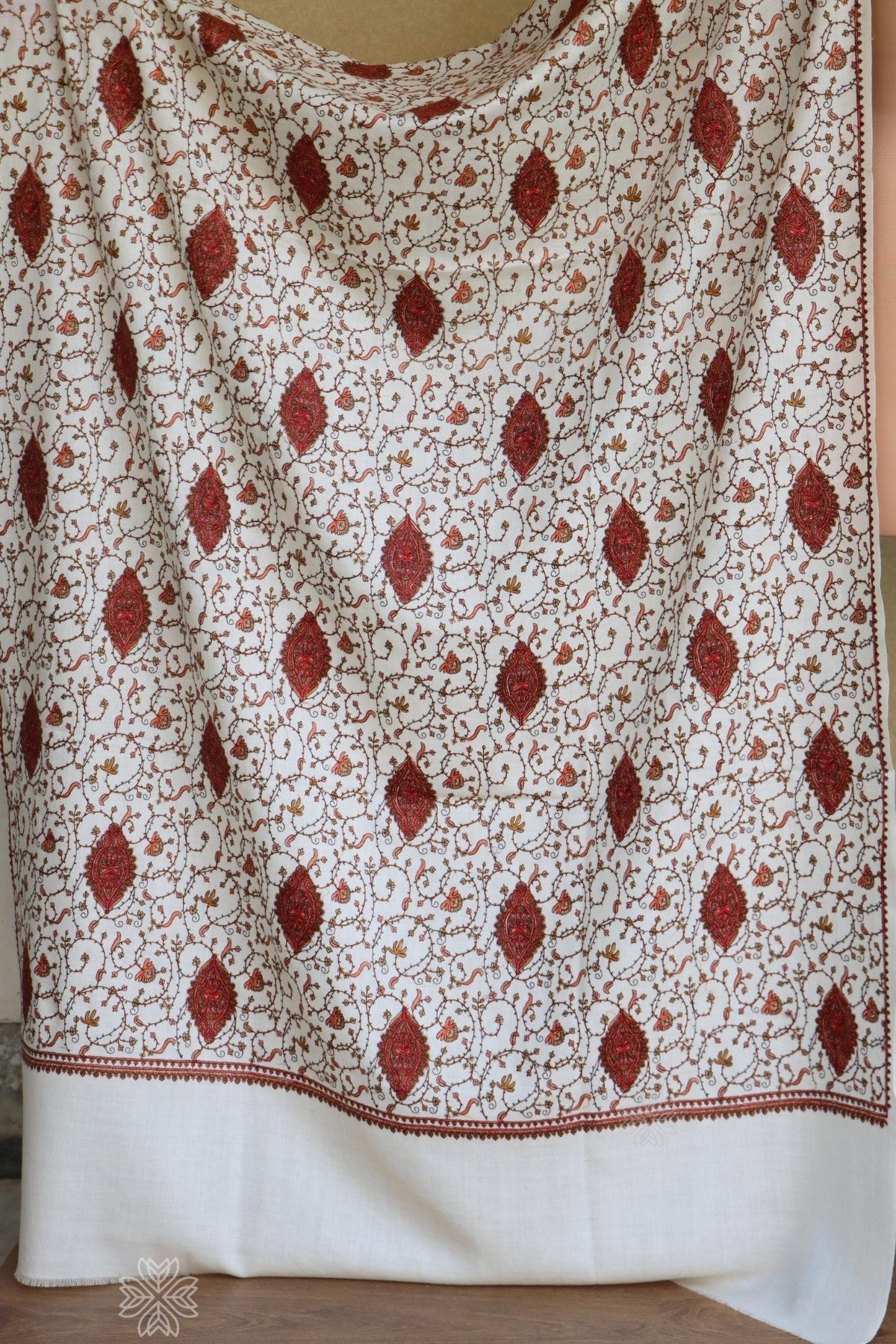 Off White Sozni Jaal Fine Wool Shawl