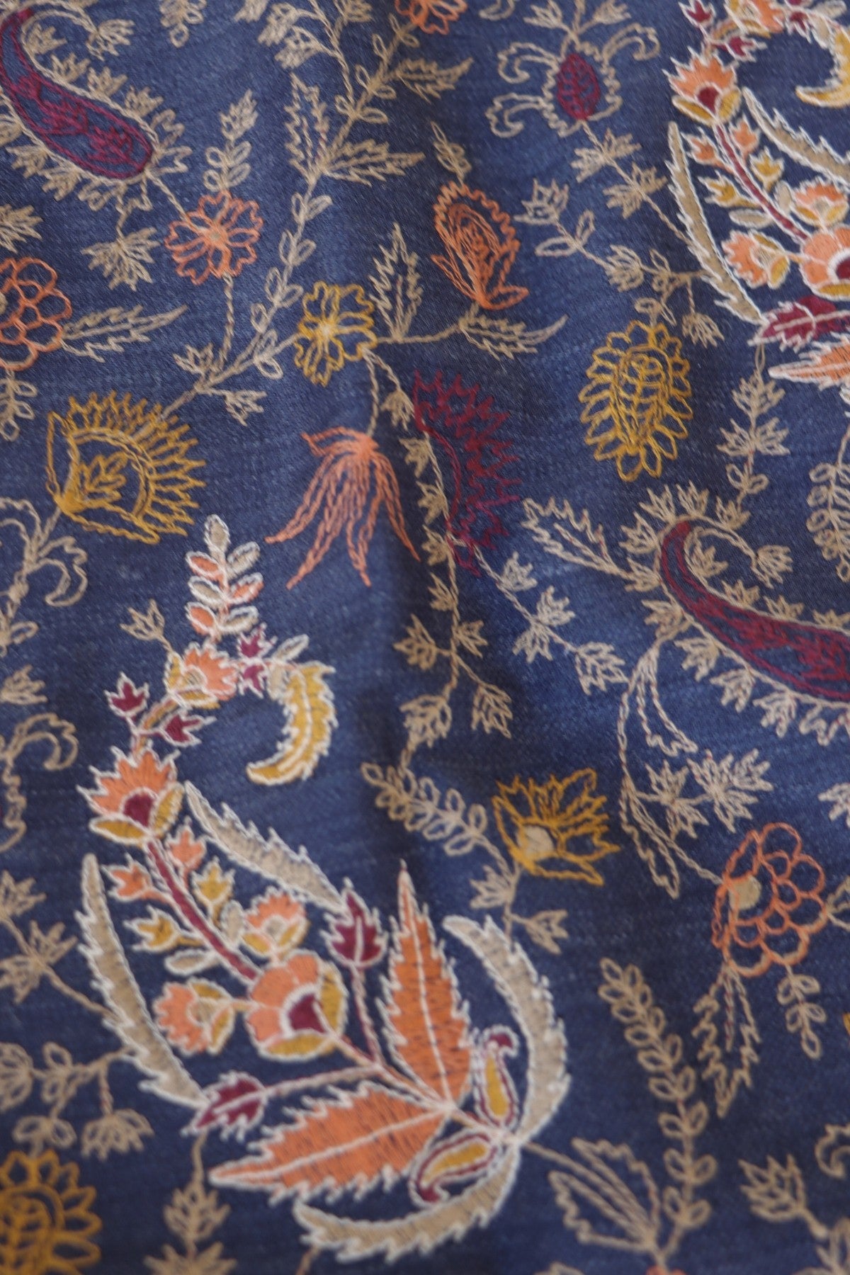 Embroidered fine wool suit set