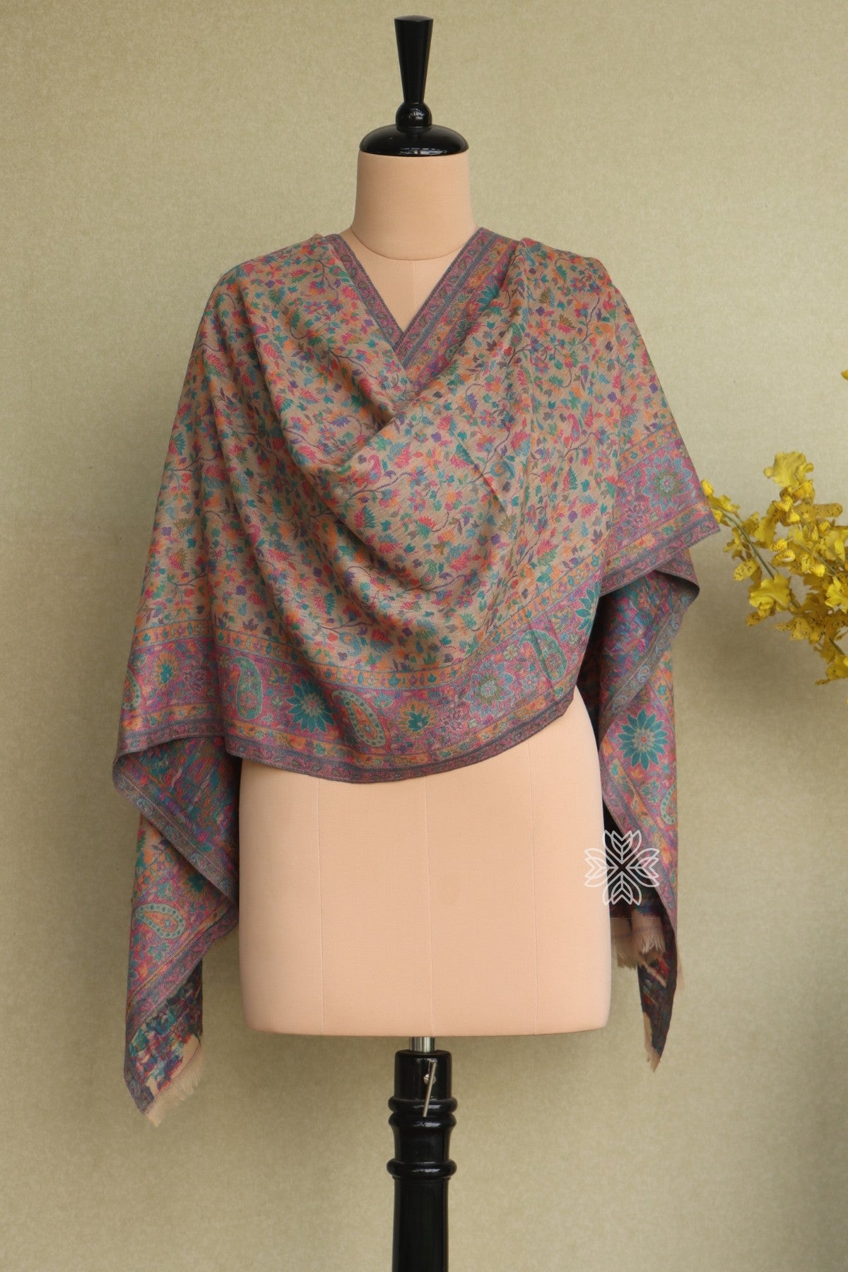 Beige Kashmiri Kani Fine Wool Shawl
