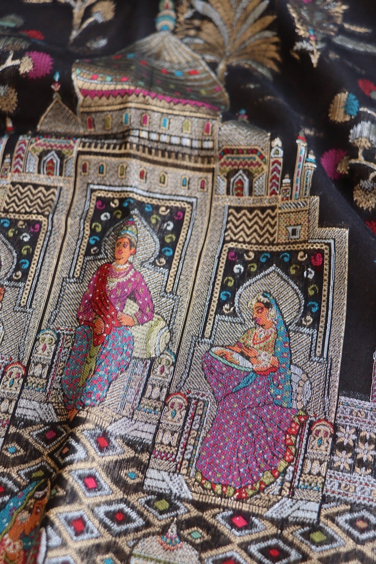 Black Kani Darbar Silk Saree