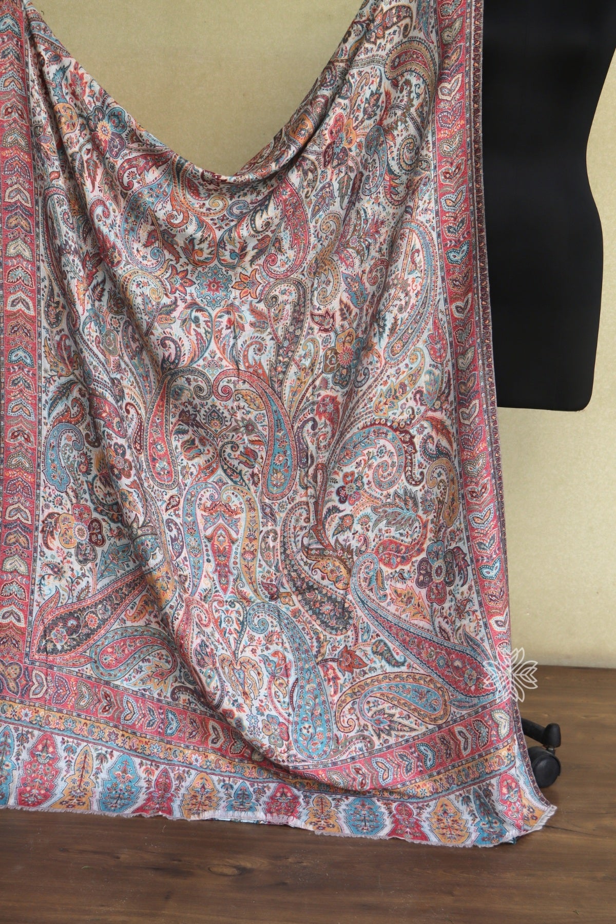 Off White Kani Jamawar Fine Wool Shawl