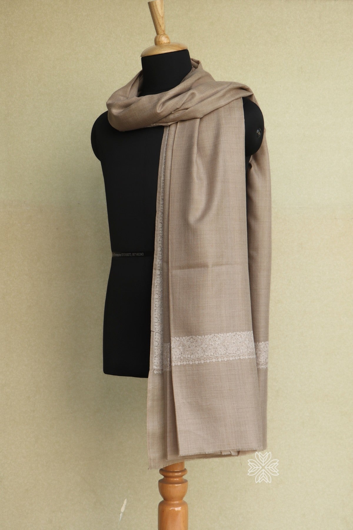 Kashmiri Embroidered shawl for gents