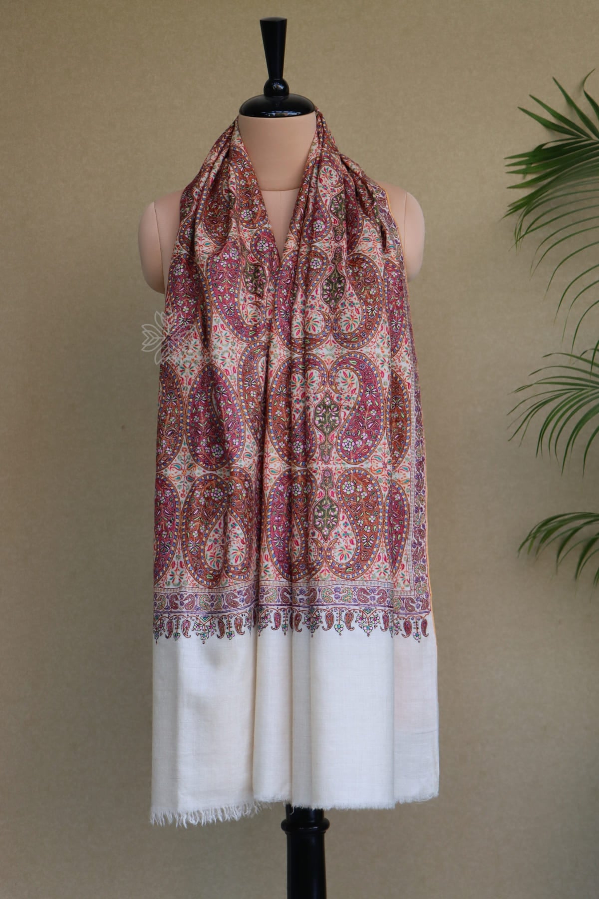 Off White Paper-machie’ Pashmina Shawl