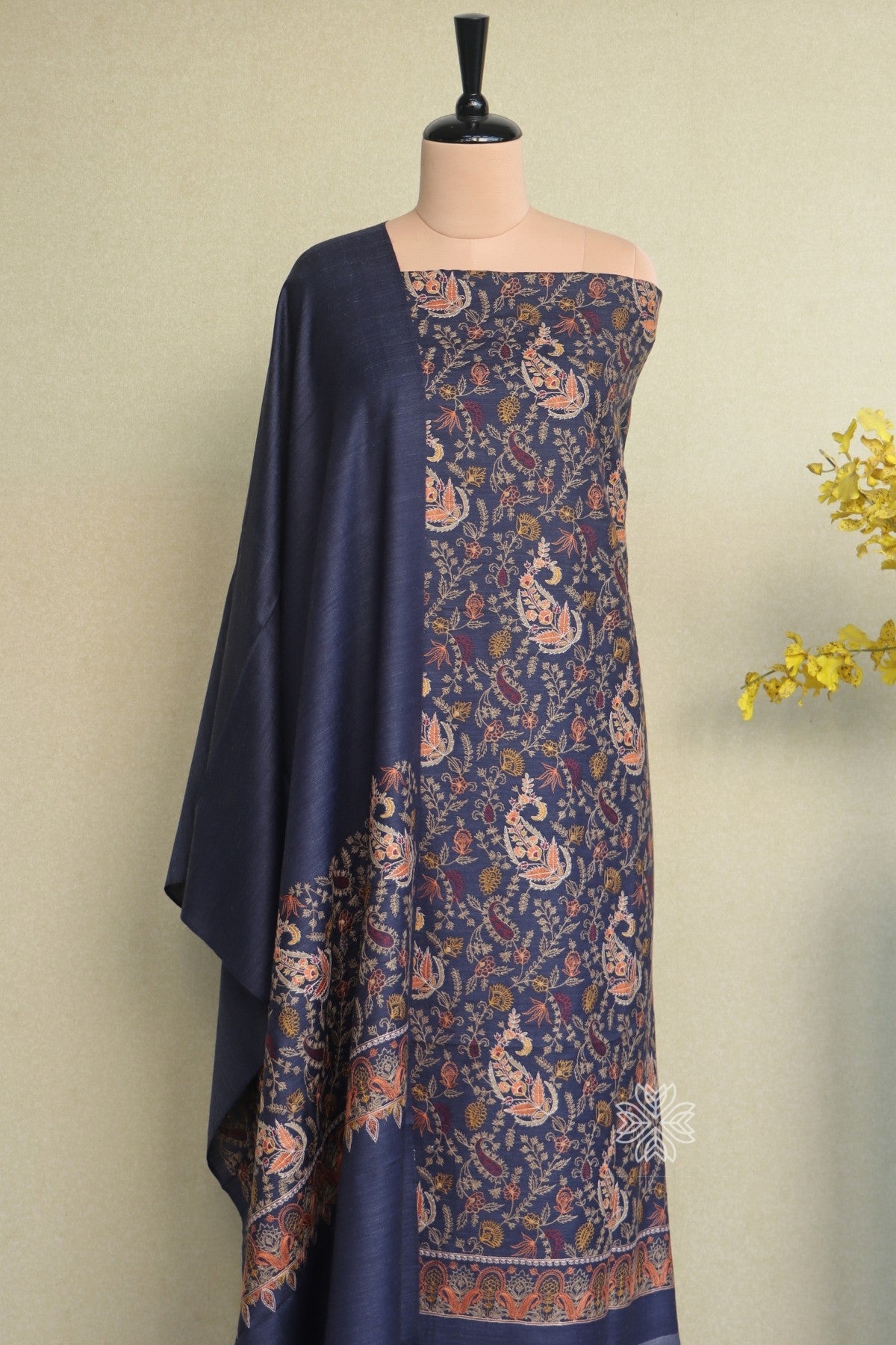 Kashmiri Woolen Suit