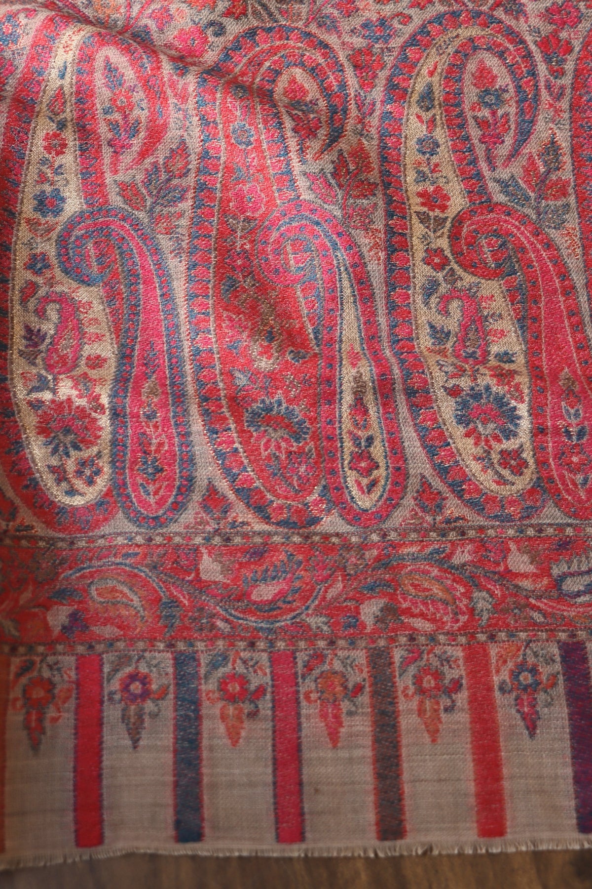 Beige Paisleyl Kani Fine Wool Shawl