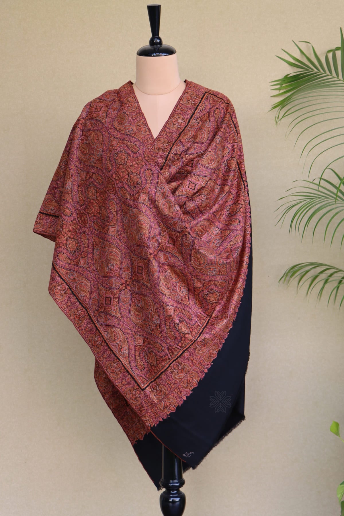 Black Sozni Jamawar Pashmina Shawl