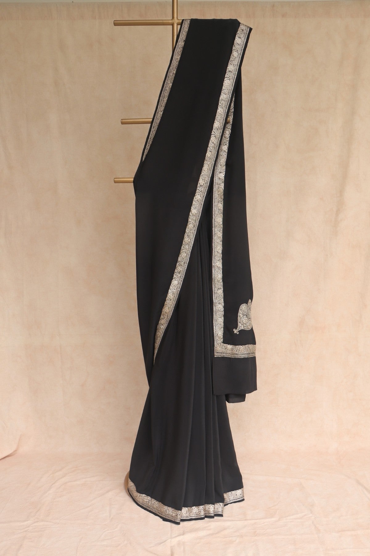 Kashmiri tilla embroidered saree
