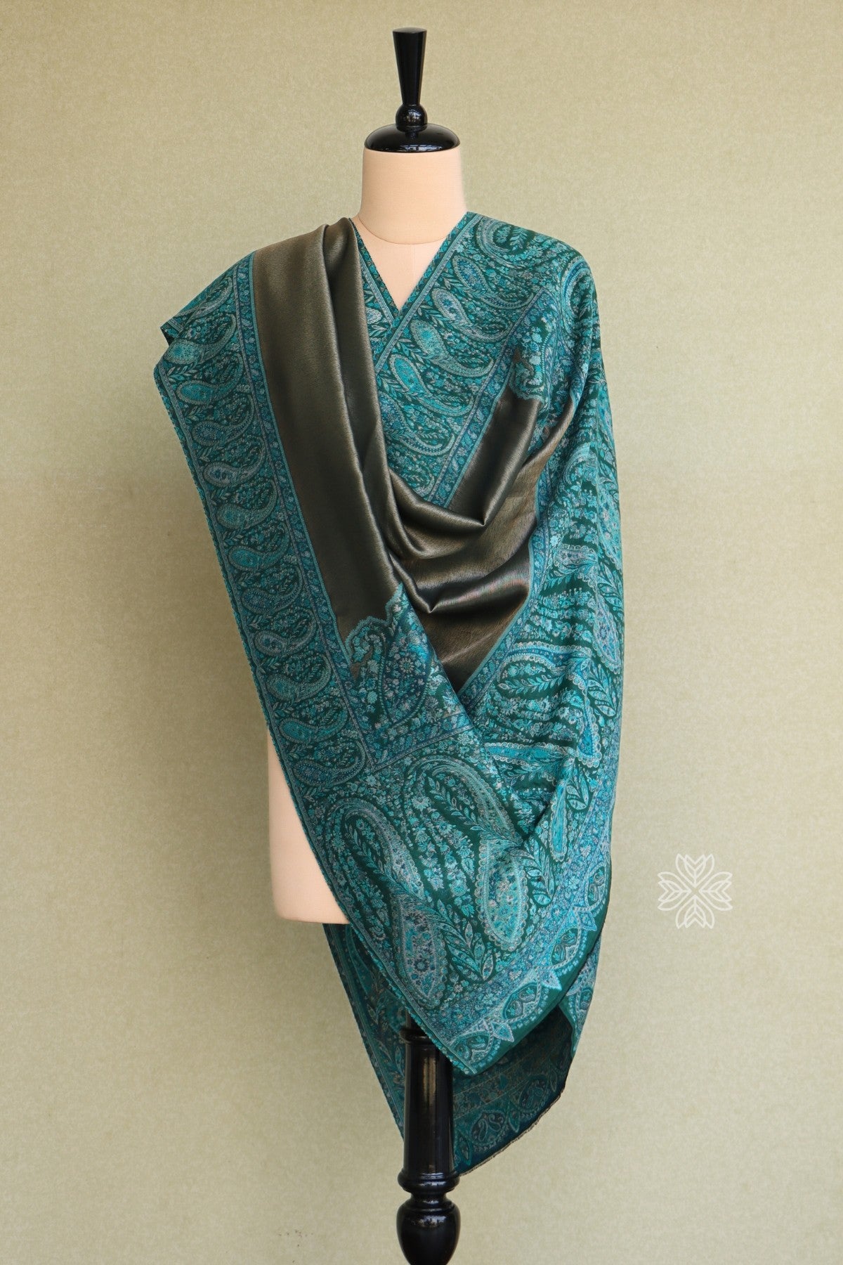 Moonlight Zari Kashmiri Shawl