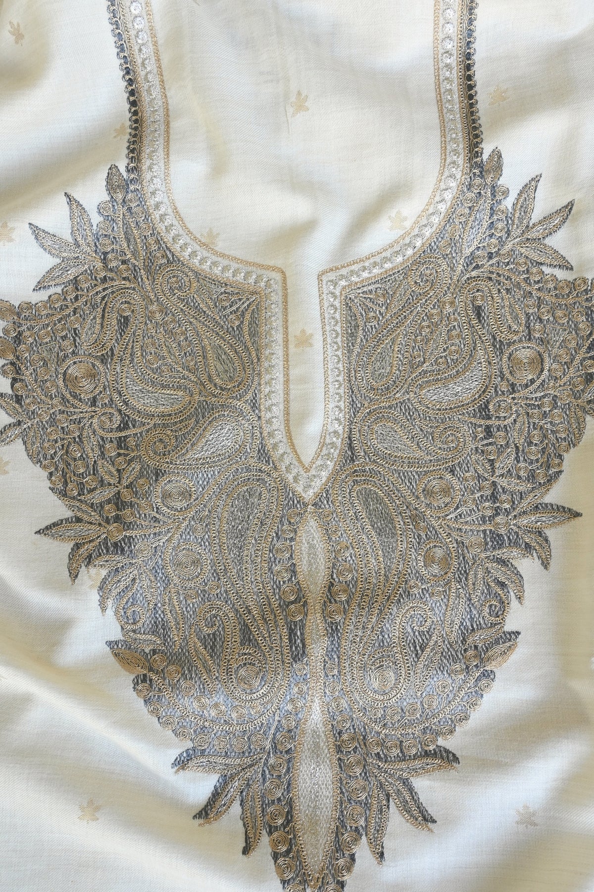 Off White Fine Wool Zari Embroidered Unstitched Suit