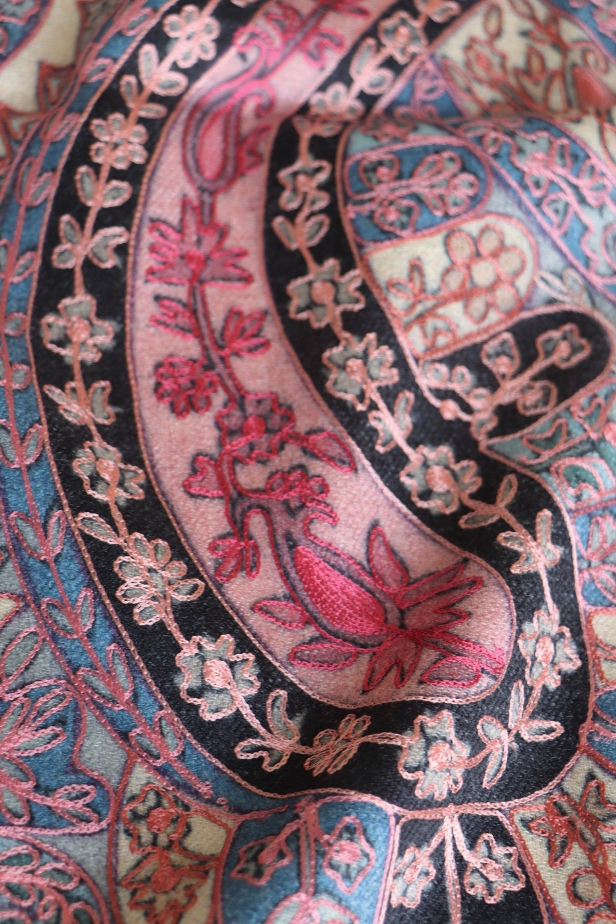 Kashmiri Shawl For Women