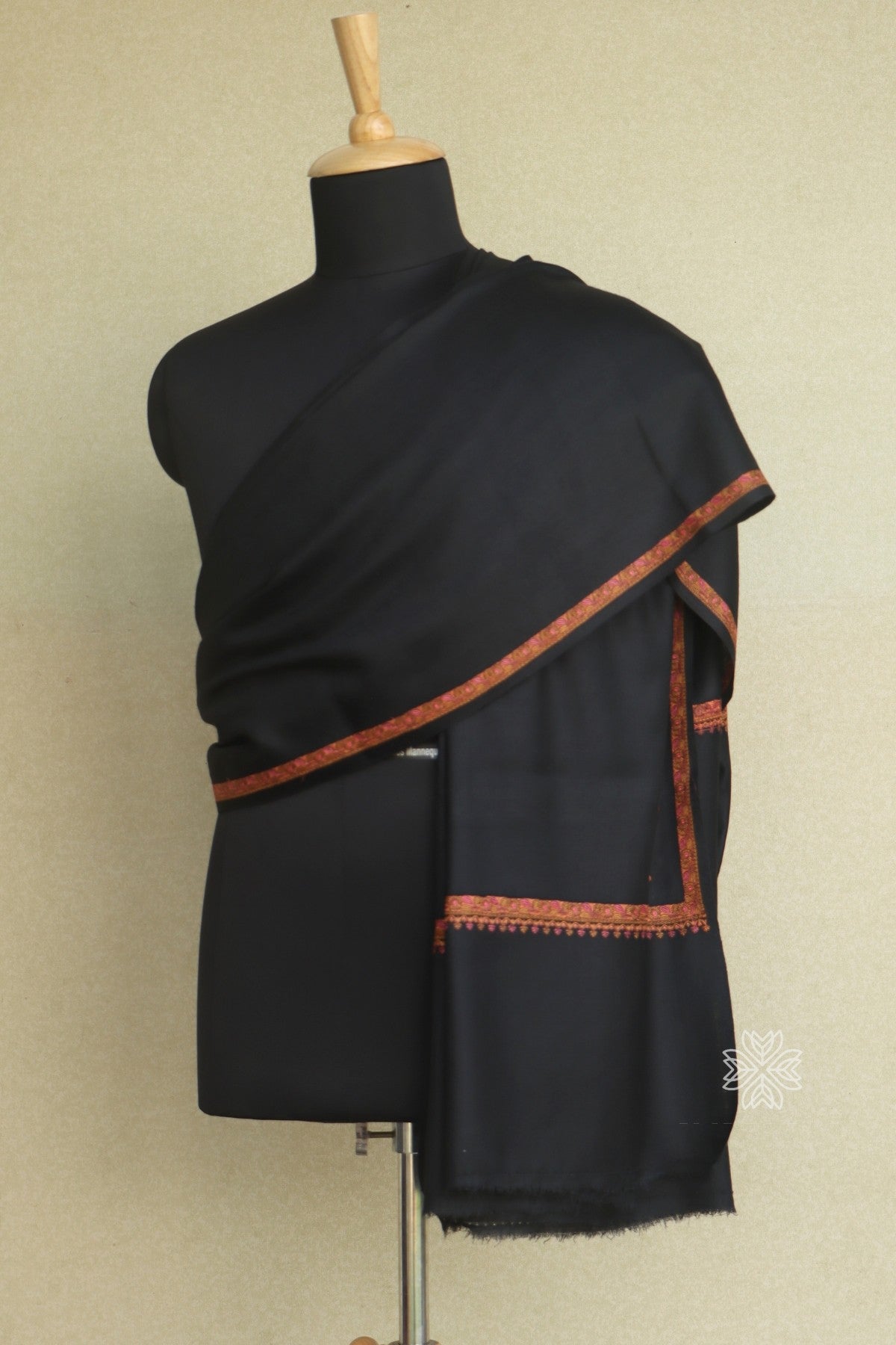 Gents Shawl Kashmiri embroidered