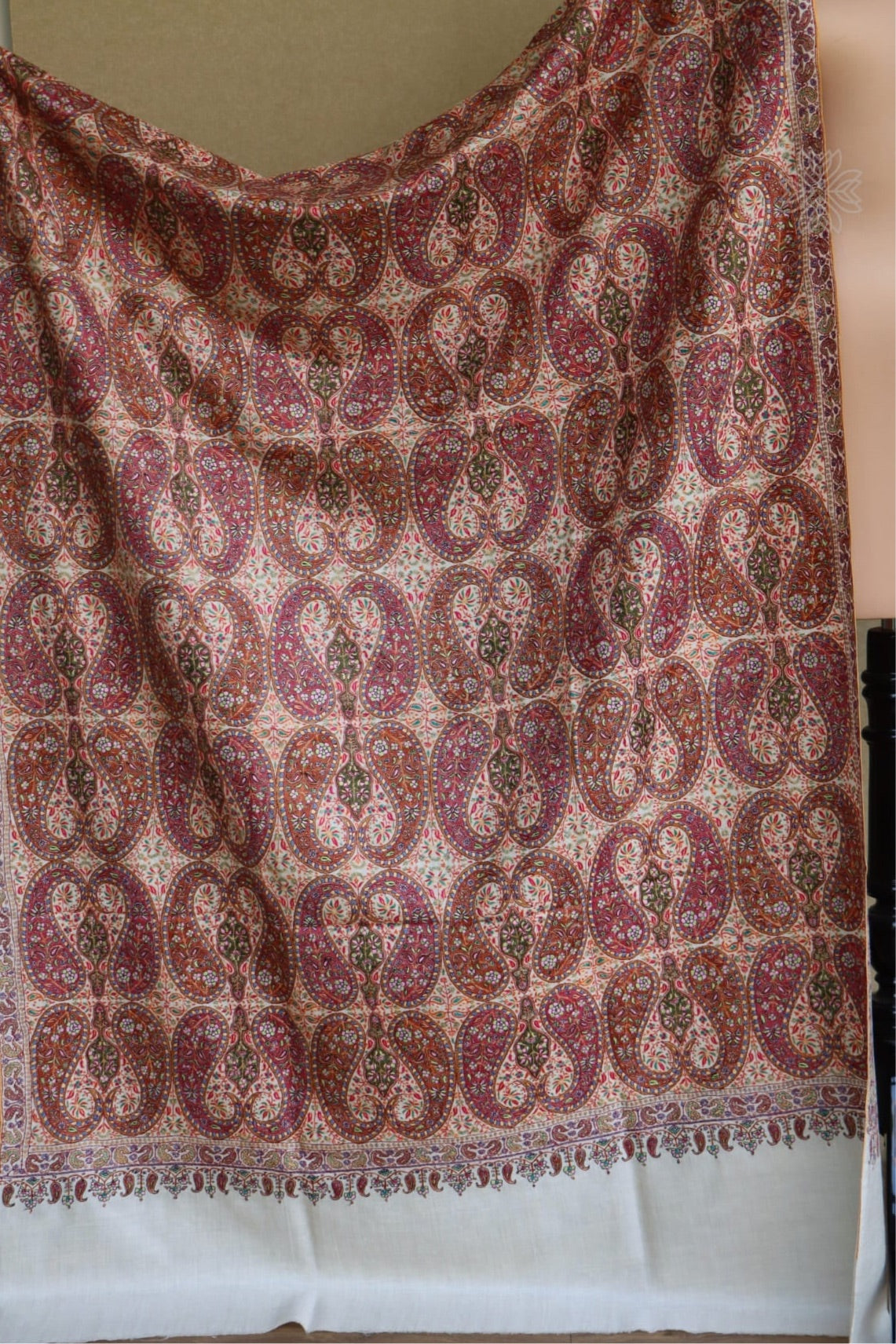 Off White Paper-machie’ Pashmina Shawl