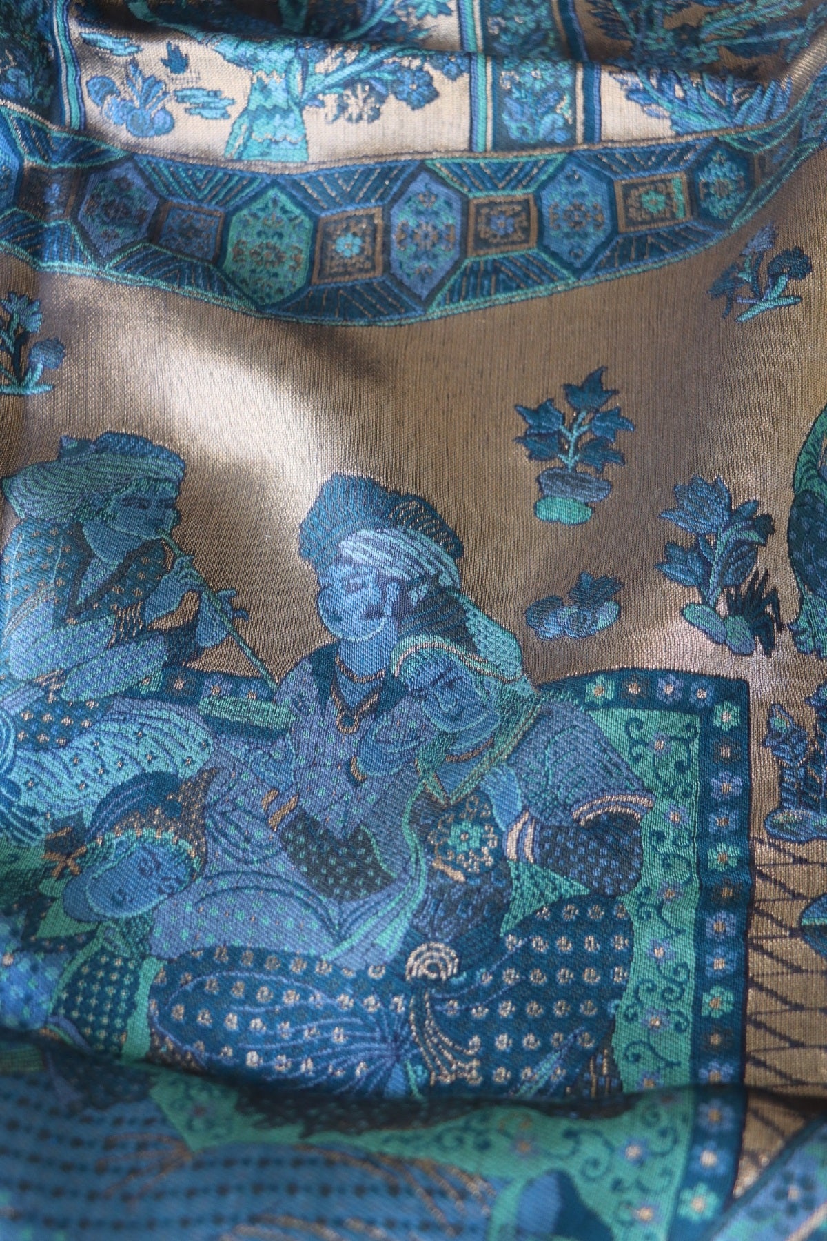 Moonlightdarbar Shawl