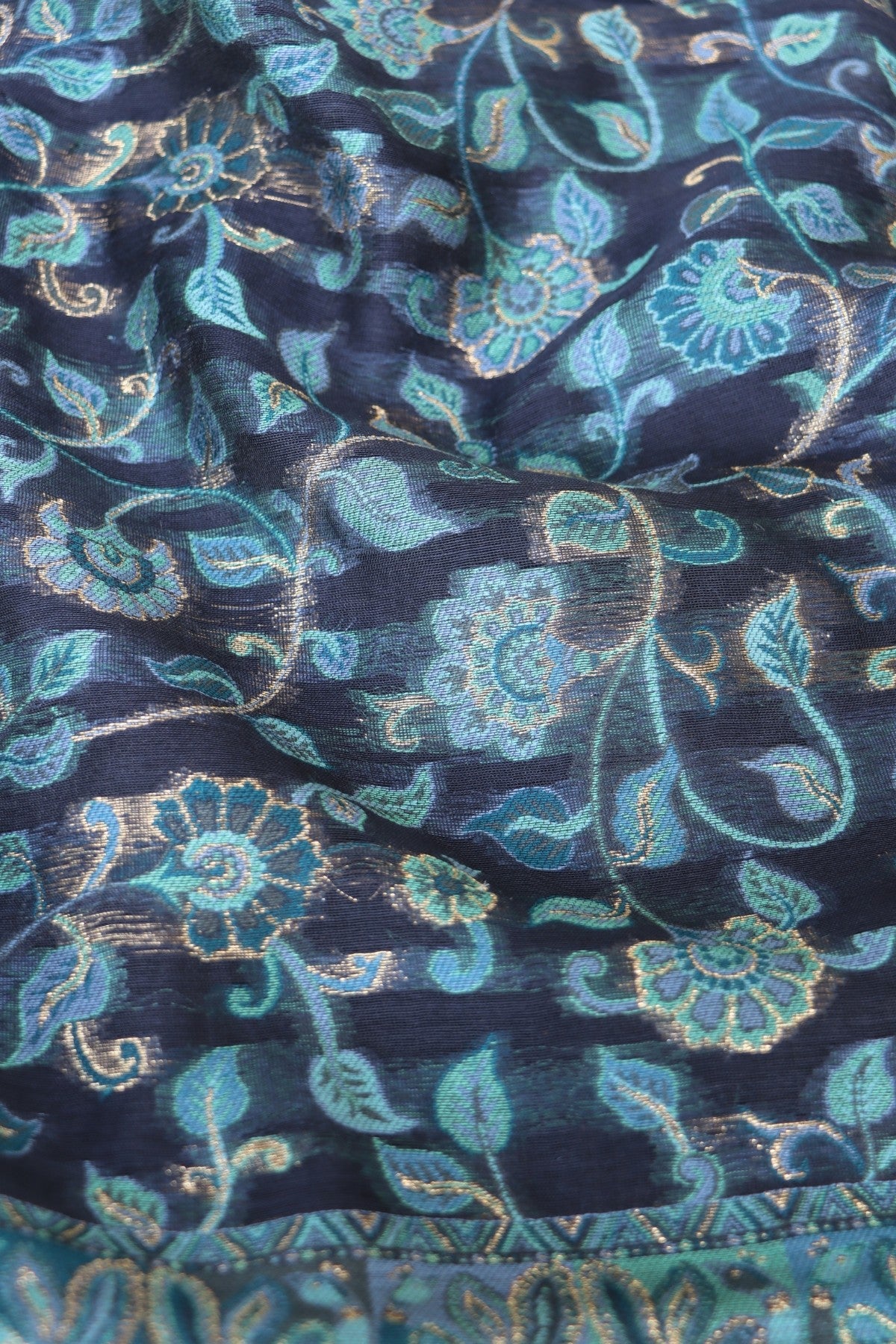Kashmiri Weave Suit Set