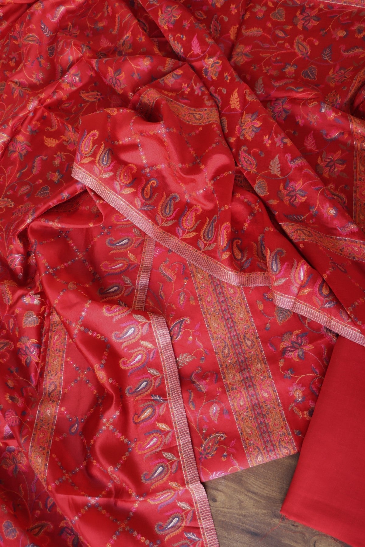 Kashmiri Kani Weave Suit Dupatta Set