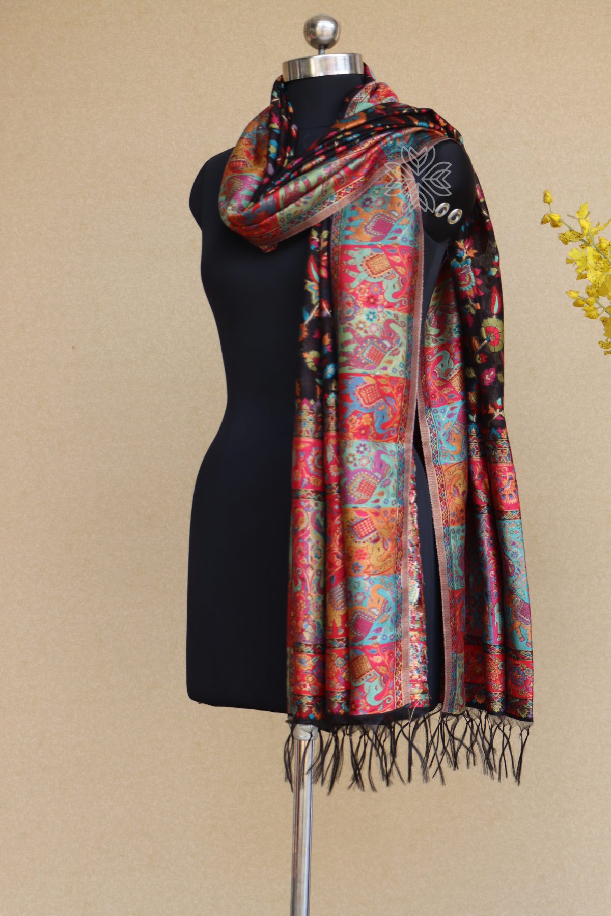 Black Kani Silk Figure Dupatta