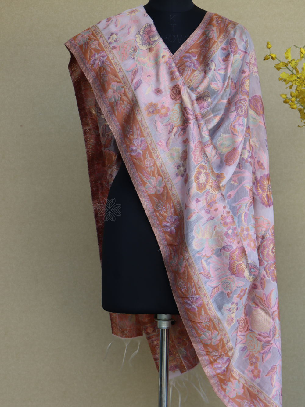 Soft Pink Kani Silk DupattaImperial Weaves