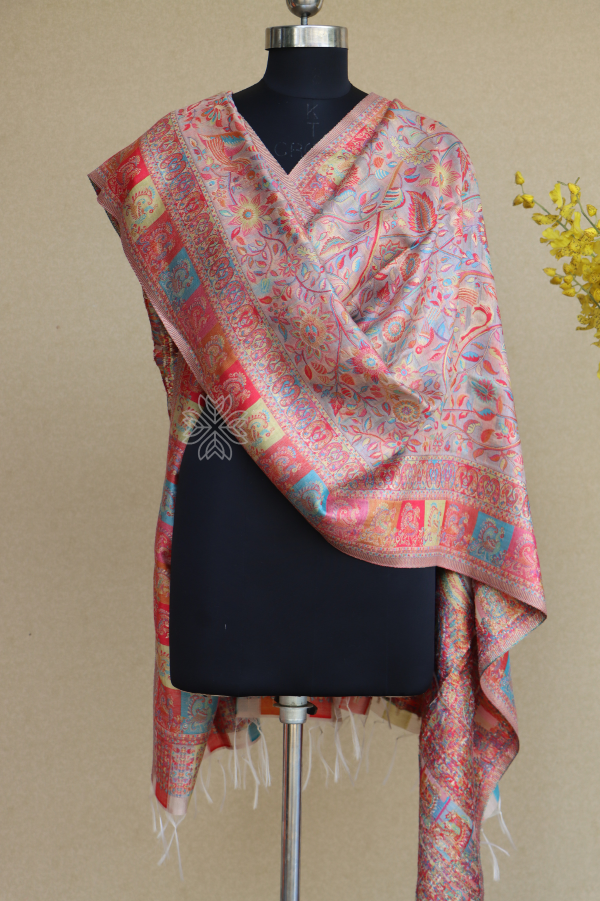 Beige Figure Kani Silk Dupatta