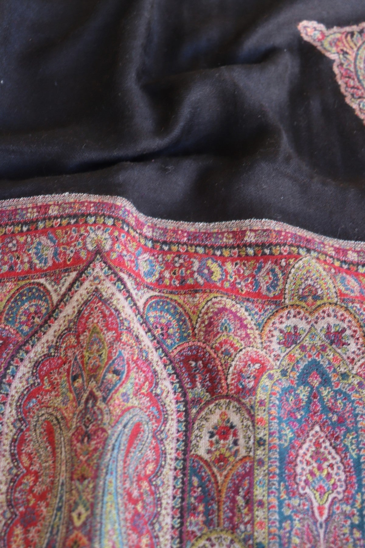 Black Men Fine Wool Jamawar Border Shawl