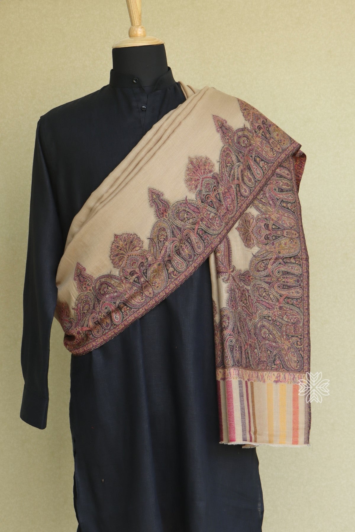 Beige Men Fine Wool Jamawar Border Shawl