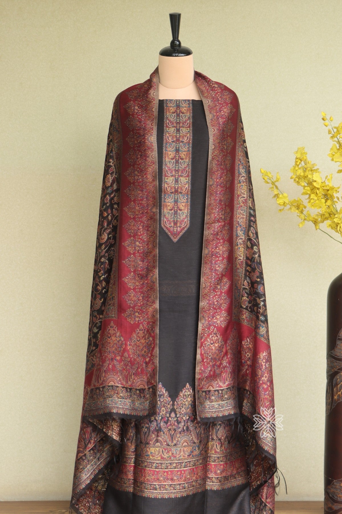 Black Kani Pashmina Silk Suit Set