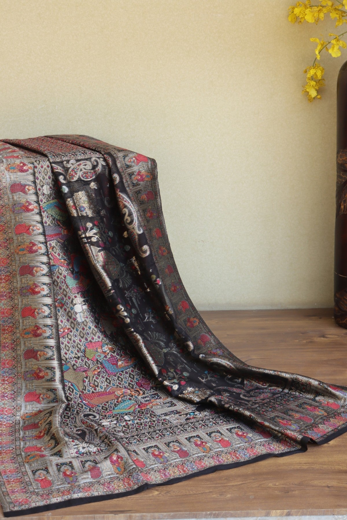 Black Kani Darbar Silk Saree