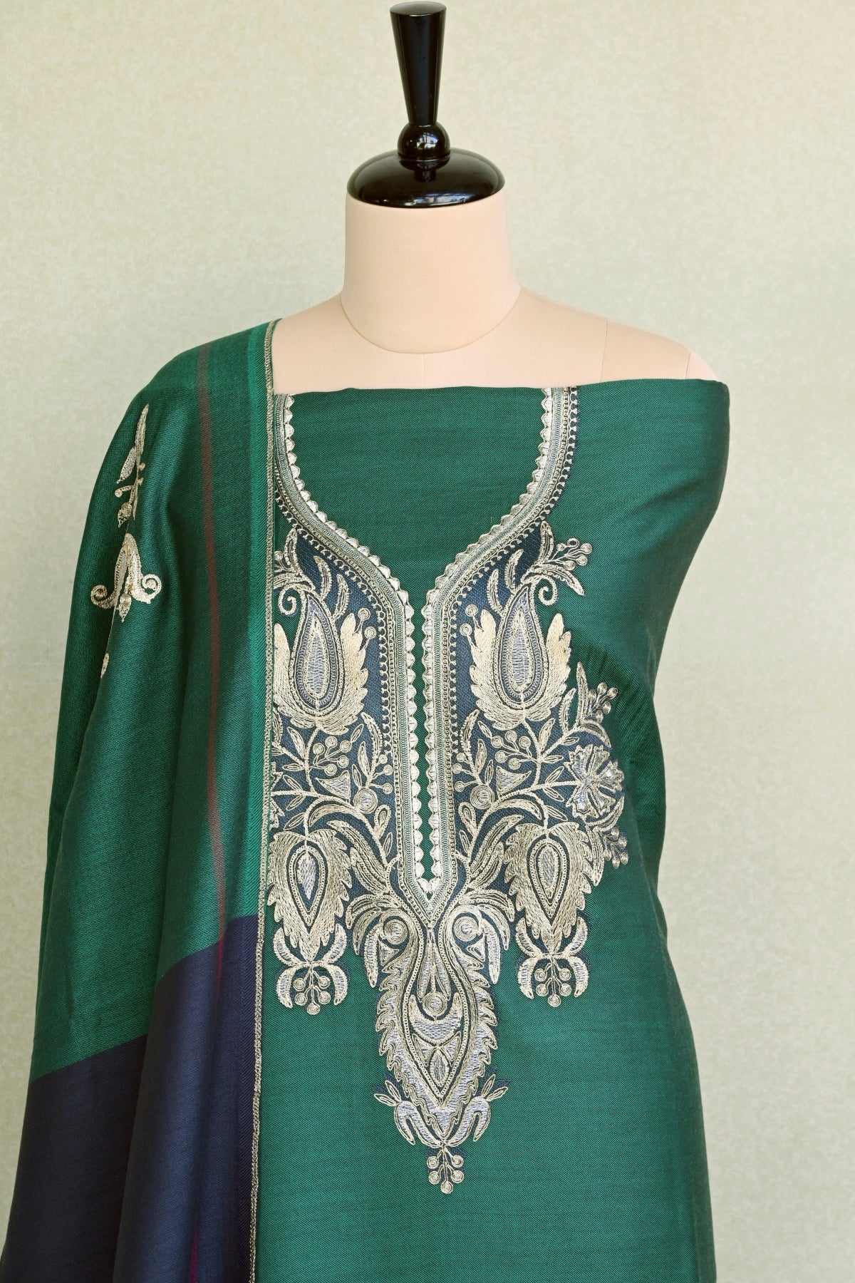 Green Fine Wool Zari Embroidered Unstitched Suit