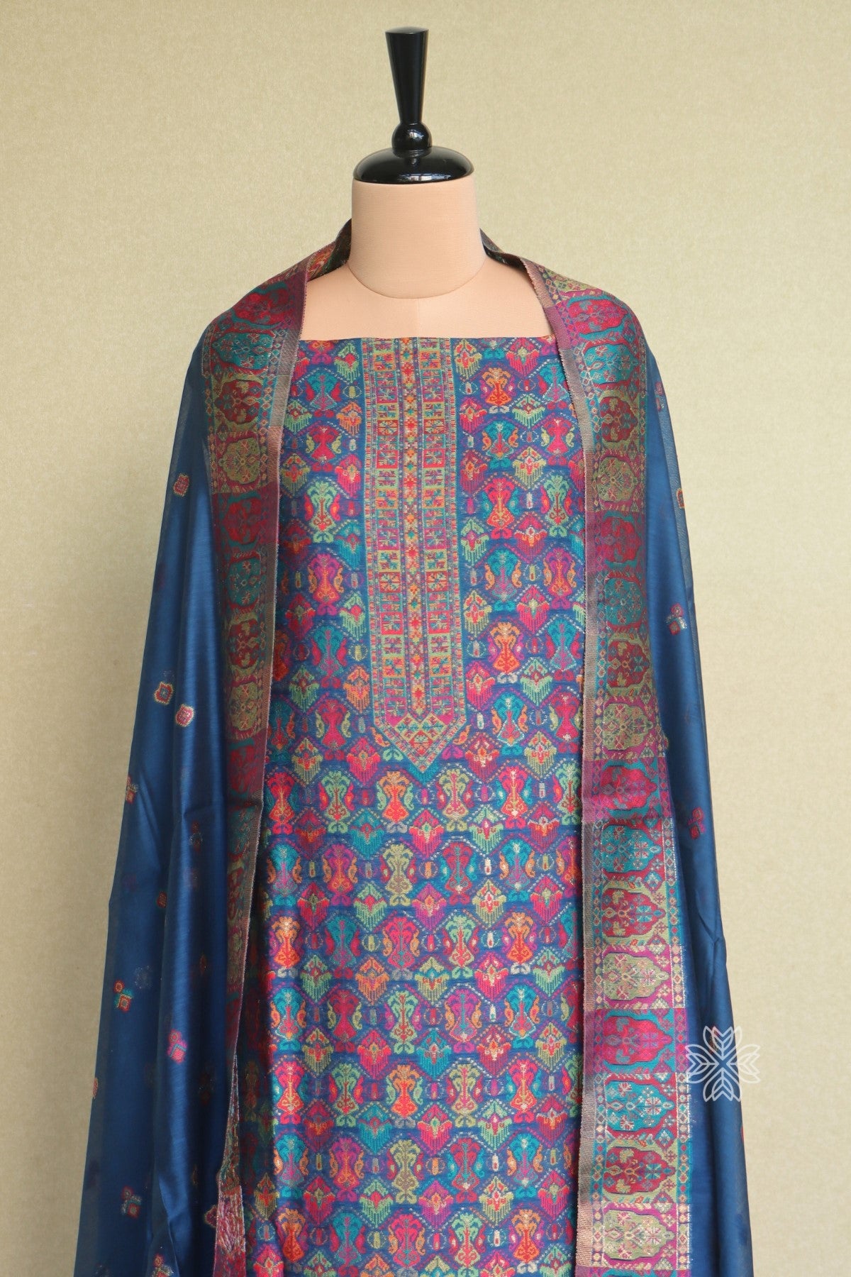 Kani Silk Suit Set