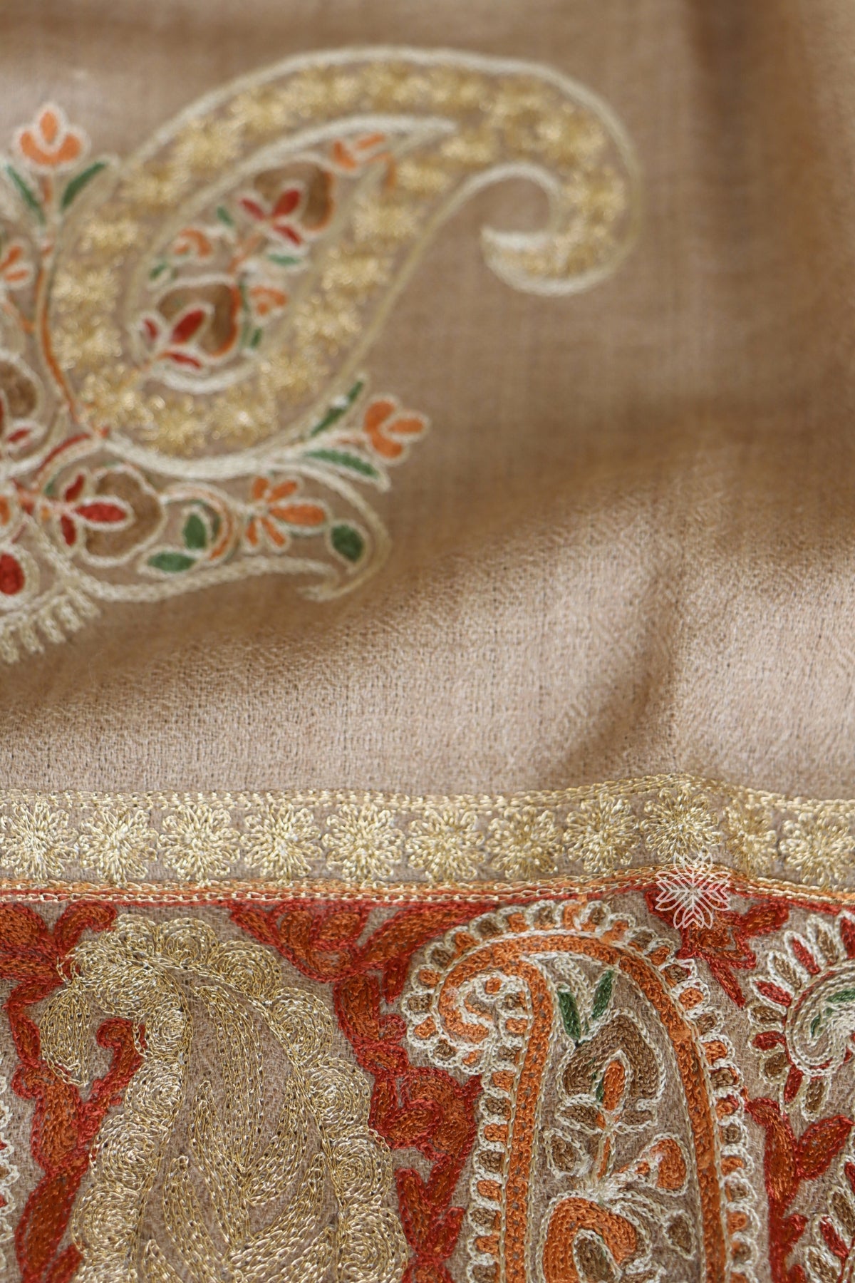 Kashmiri Embroidered Woolen Wrap