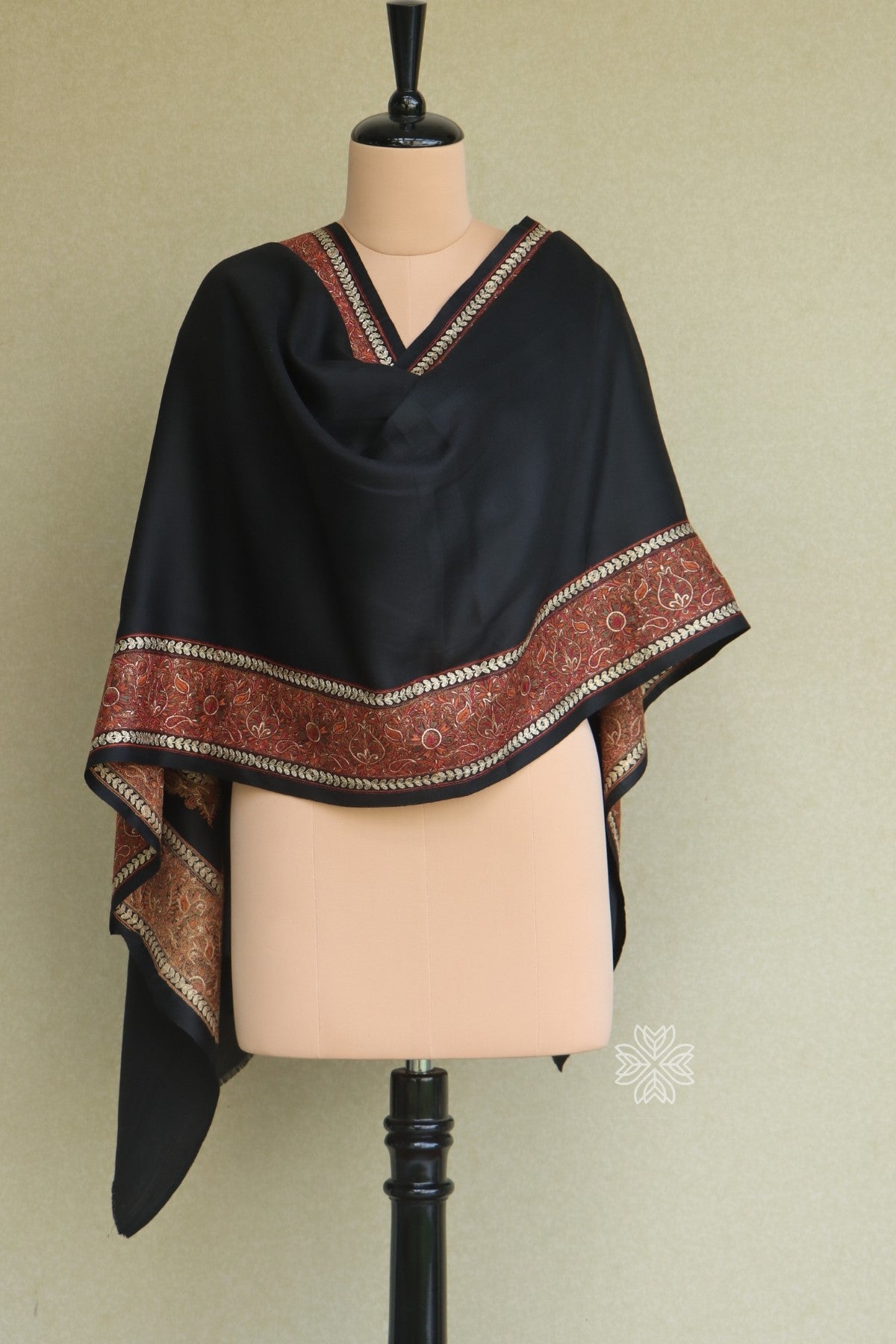 Black Sozni Fine Wool Shawl