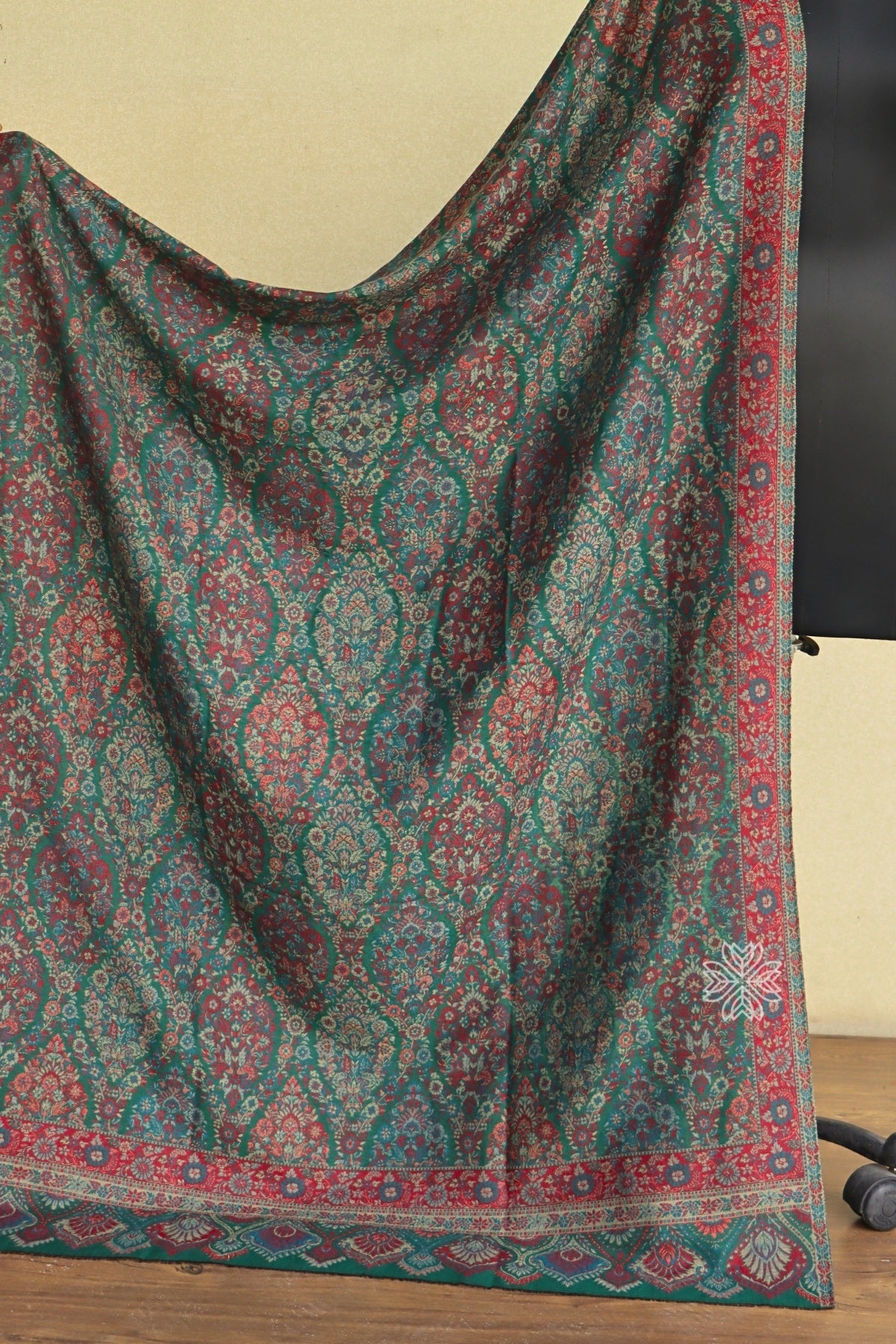 Green Kani Jamawar Fine Wool Shawl