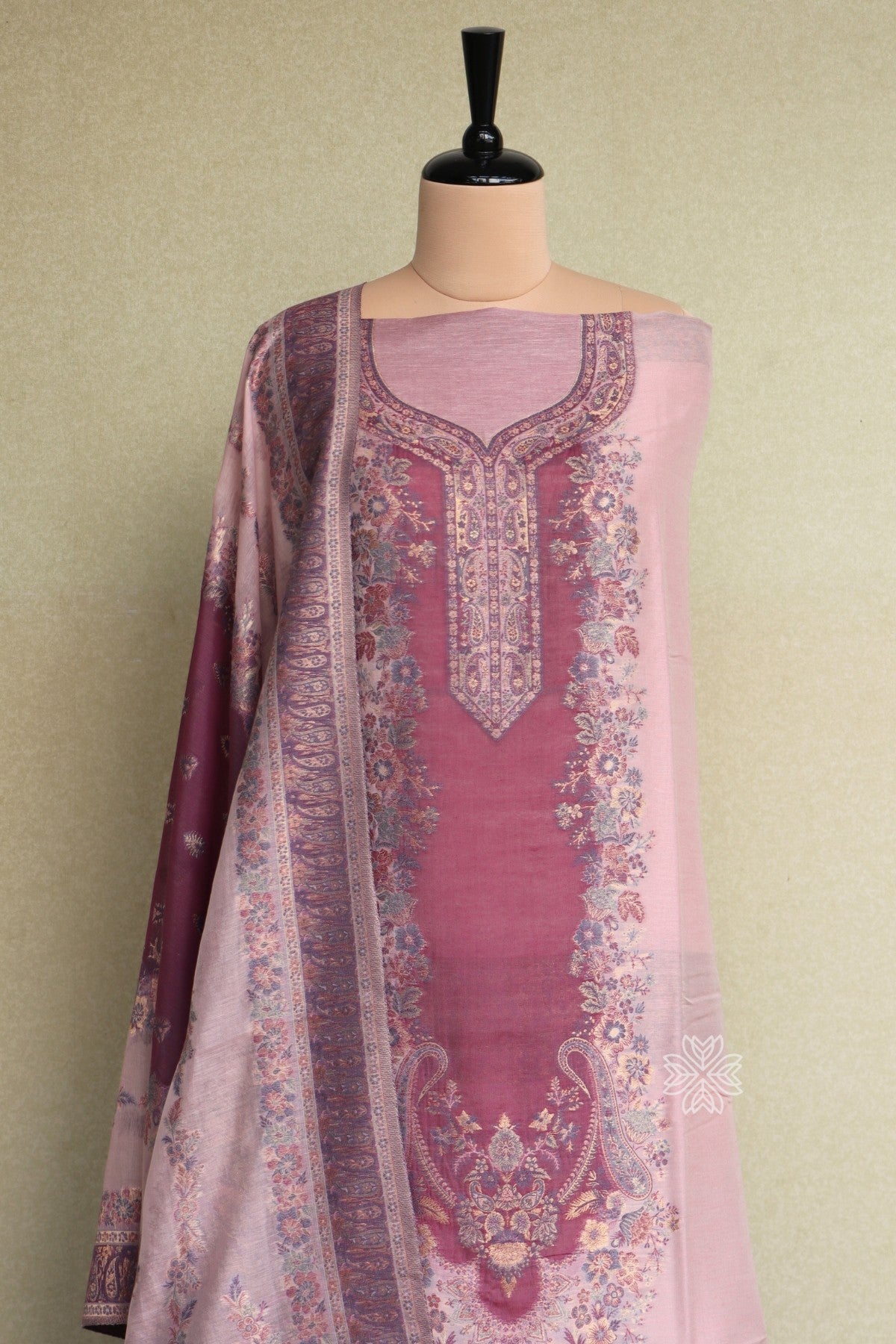 Kashmiri Kani Salwar Kameez