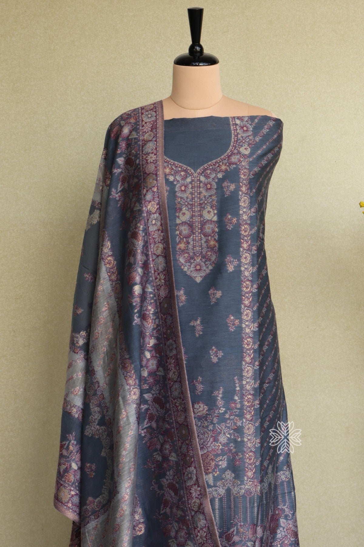 Kashmiri Kani Salwar Kameez
