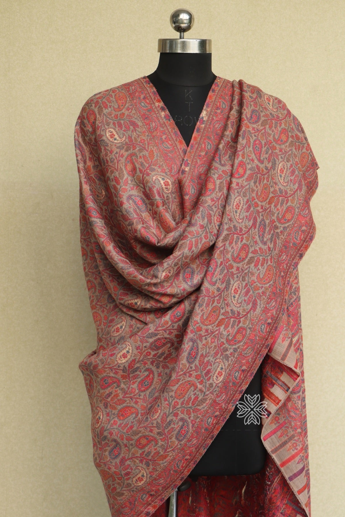Beige Paisleyl Kani Fine Wool Shawl