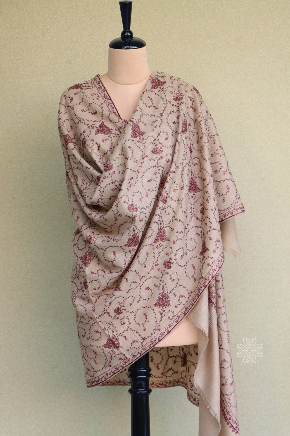 Beige Sozni Jaal Fine Wool Shawl 