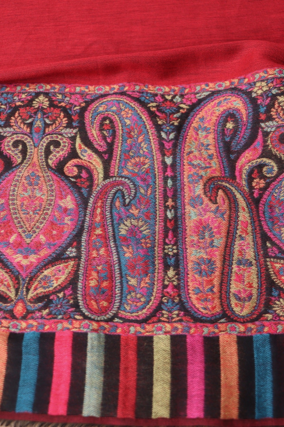 Red and Black Reversible Kani Fine Wool Shawl