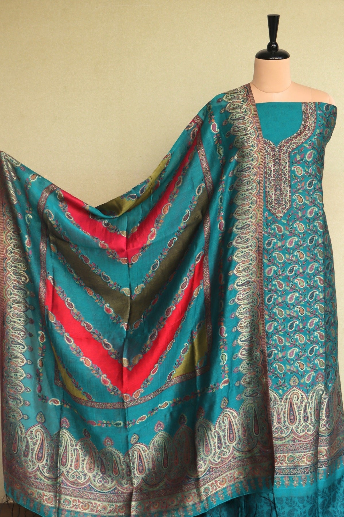 Rama Green Kani Silk Suit