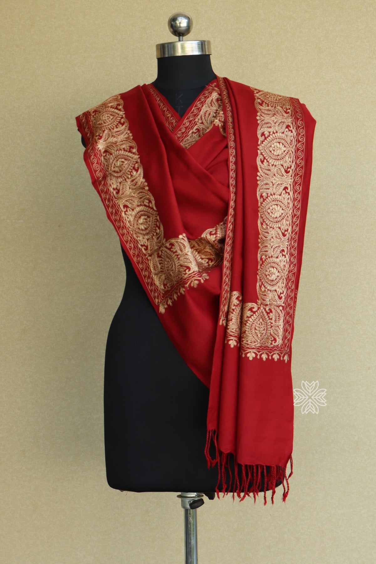 Maroon Woollen Aari Stole