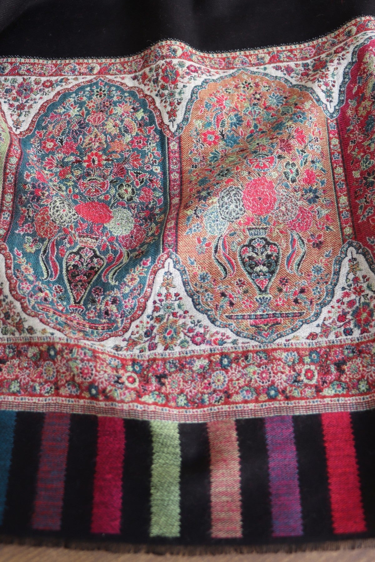 Black Men Fine Wool Jamawar Border Shawl