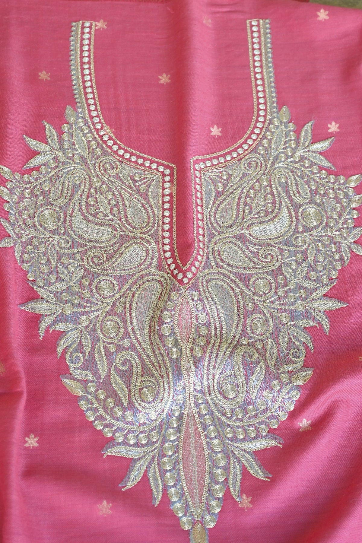 Pink Fine Wool Zari Embroidered Unstitched Suit