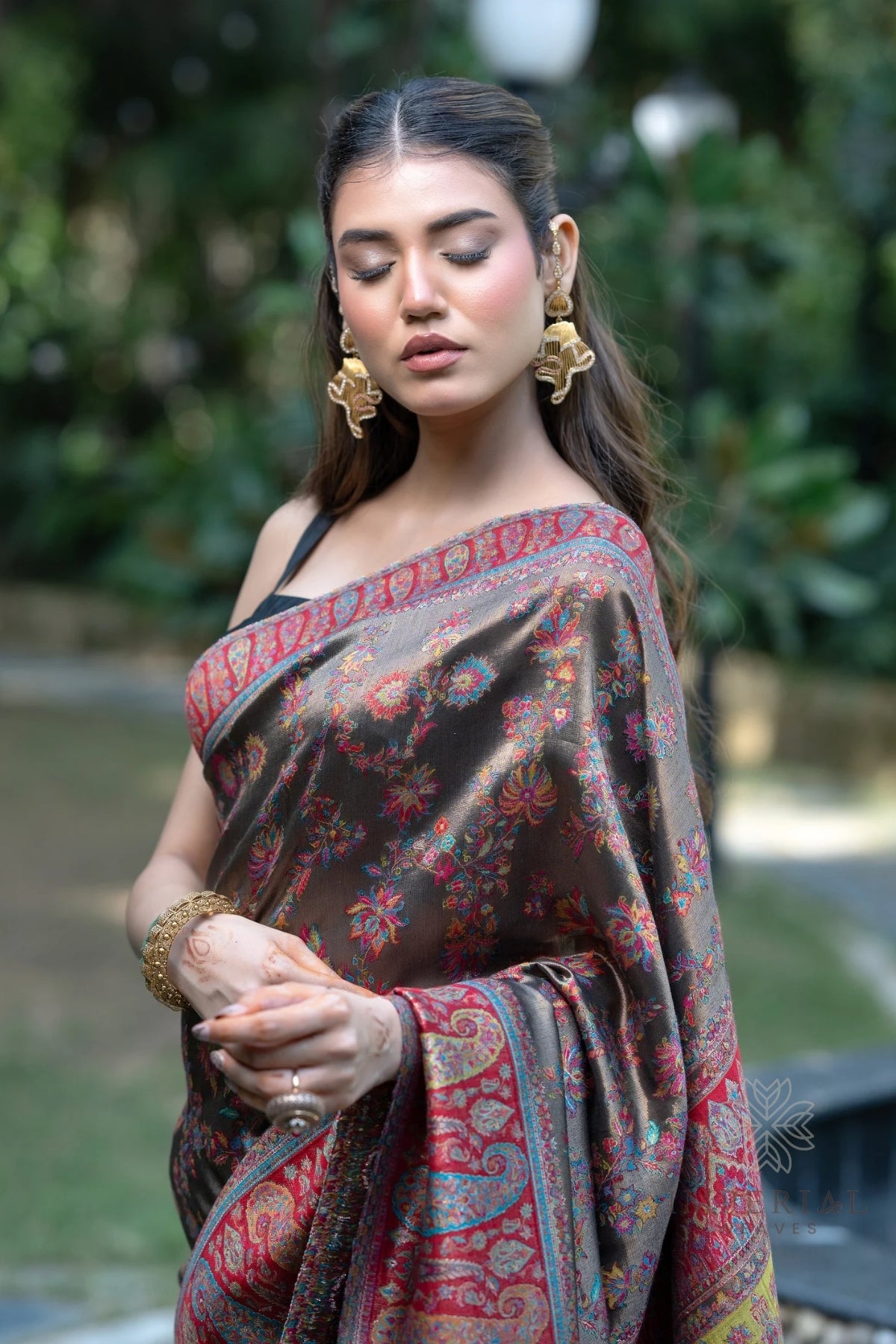 Black Kani Tissue Silk Saree